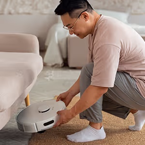 Customer using vacuum